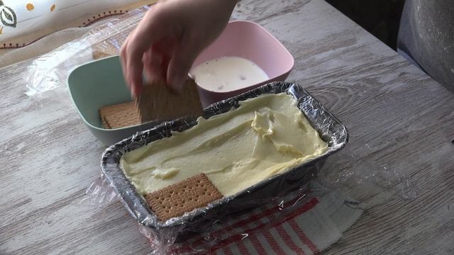 К Дню Святого Валентина шоколадный десерт. Tarta de 3 chocolates con galletas.