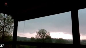 40 самых шокирующих ударов молнии, снятых на камеру. Видео из интернета.