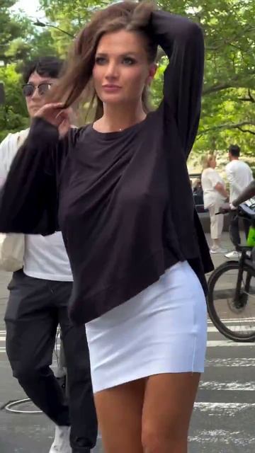 Она прошла как королева... смотреть онлайн