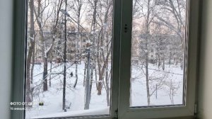 домосед ОЧЕНЬ НЕИНТЕЛЛИГЕНТНЫЙ НЕУМНЫЙ МУЖЧИНА, он знает что я считаю так, и это моё мнение