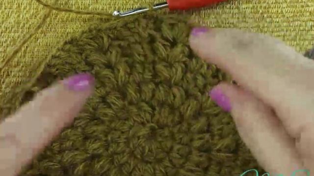 вяжуивяжу Глубокий берет и шарфик-манишка крючком. Часть 1 : берет.