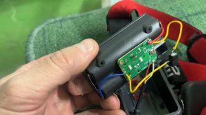 Как поменять плату в налобном фонарике, фонарь не заряжается батарейки, ремонт