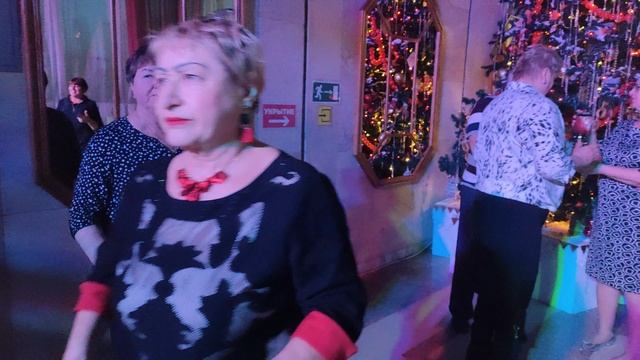 1000000935.mp4 смотреть онлайн