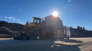 Бульдозер Komatsu D475 с неисправным двигателем отправлен на ремонт – 4 К. Фасулов для перевозки