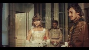 ПИРУШКИ И БАЛЫ