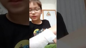 показываю свои раны от моей кошки после танцев в тик токе