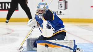 Запасной вратарь "Сент-Луиса" спрятался от тренера, чтобы не выходить на лед