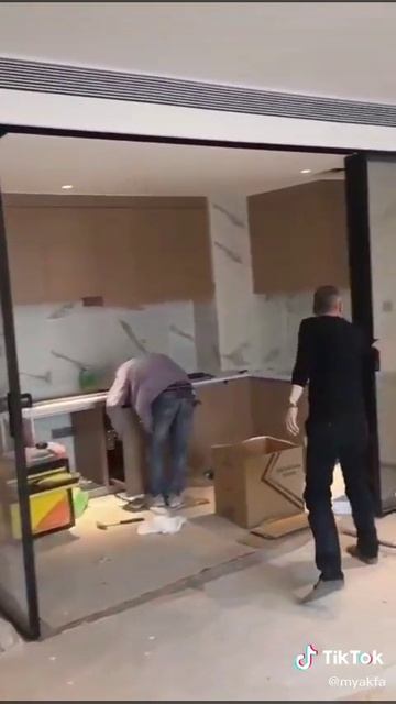 987.Стена гормошка