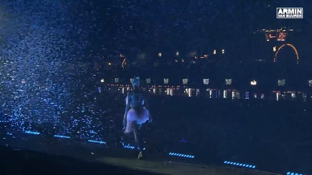 Armin van Buuren  SACHA - Set Me Free (Rising Star Remix) [Live from UNTOLD Festival 2025] смотреть онлайн