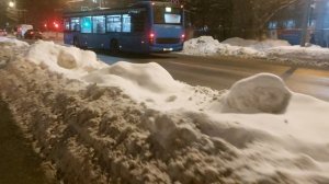 Москву завалило снегом .никто не чистит