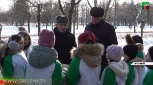 В Грозненском дендрологическом саду им. Рамзана Кадырова установили 17 новых кормушек для птиц