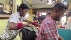 Выполнено наполовину . ASMR-массаж головы в индийском уличном стиле