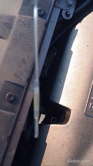 Проверил уровень масла 16 кл двигатель в сильный мороз на Весте NG смотреть онлайн