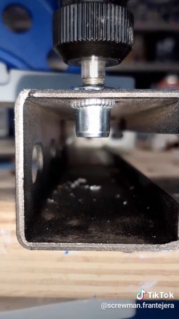 996.Установка резьбы в трубу