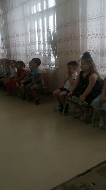 Цирковое представление на утреннике. 8марта.