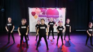 Распевки Шерил Портер в исполнении школьников Westend