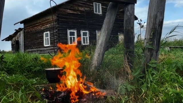 Вдвоем в тайге. Рыба на каждый заброс. Дорога с приключениями. смотреть онлайн