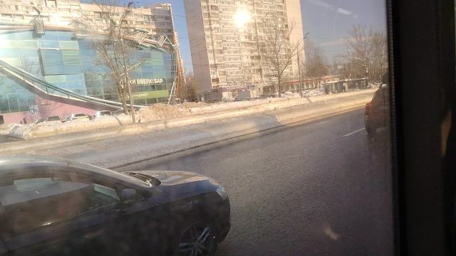 поездка на автобусе ЛиАЗ 6213 борт 191196, по маршруту 687 смотреть онлайн