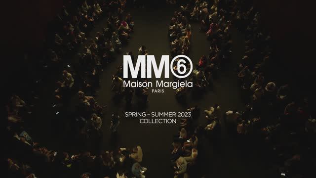 Показ коллекции Maison Margiela весна-лето 2023 Показ коллекции Maison Margiela весна-лето 2023