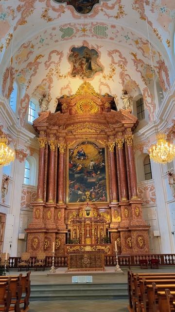 Самая красивая церковь Швейцарии #храмы#церквишвейцарии#путешествияпошвейцарии#люцерн смотреть онлайн