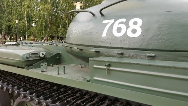 Основной советский танк Т-62, 60-х годов 20 века. смотреть онлайн