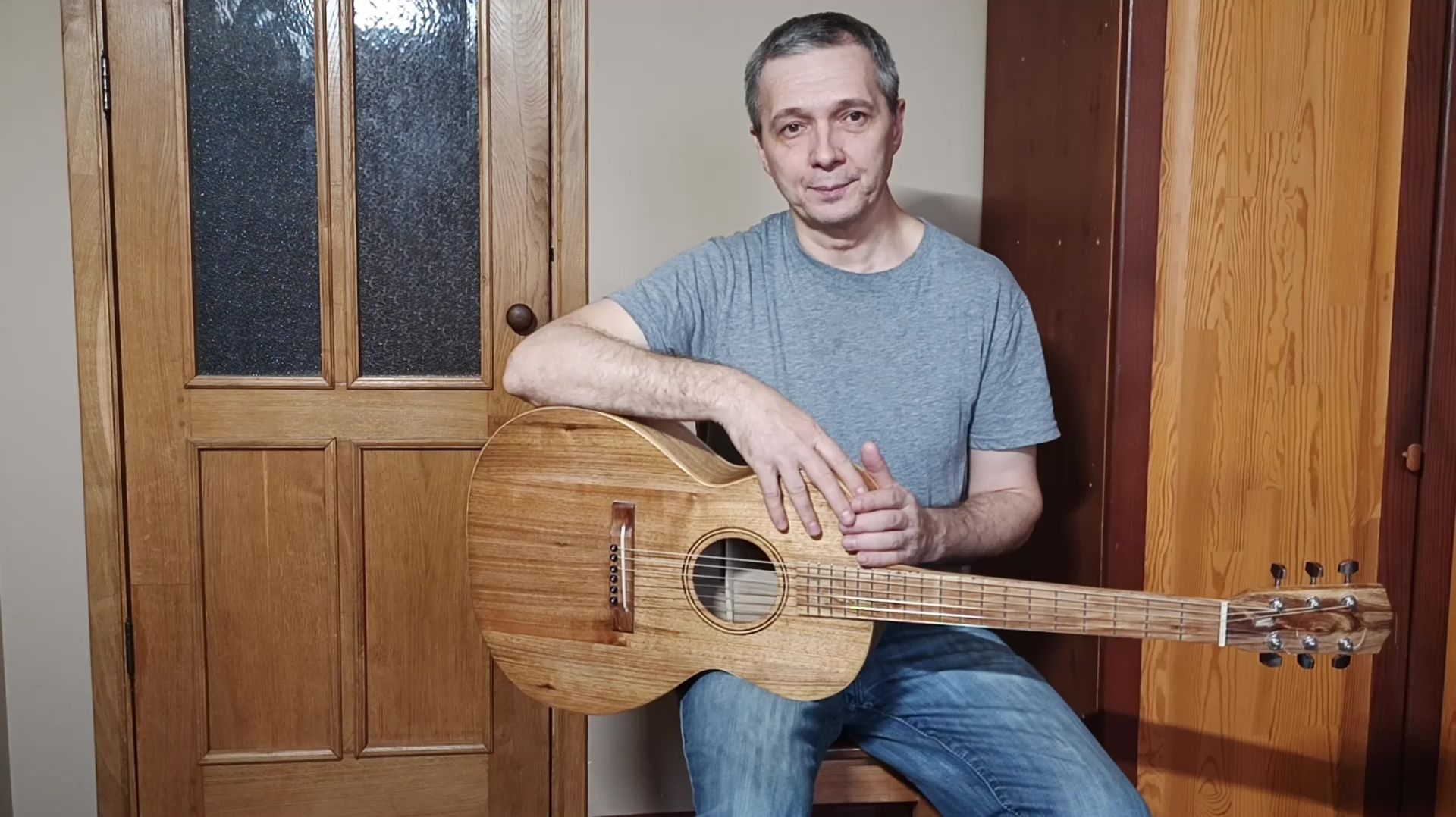 Сибирский эксперимент. Непривычные породы дерева для изготовления гитары. смотреть онлайн