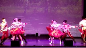 Русский народный танец "Через реченьку"