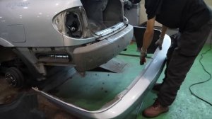 Печальный процесс утилизации корейских автомобилей.