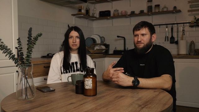 ЛАСКИНО ПАРК в лицах | История переезда Лидии и Александра смотреть онлайн