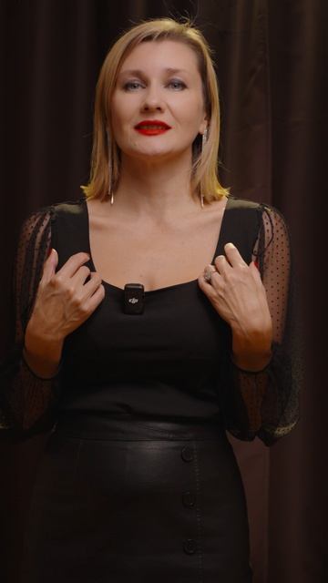 «Вы приходите в меня, как в квартиру съемную». Стихи о любви и унижении смотреть онлайн