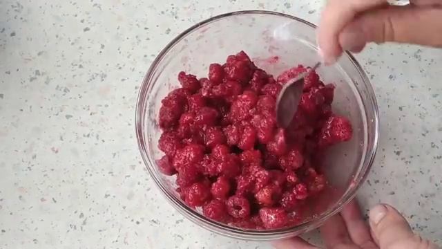 Ягодная начинка за 3 минуты С Натальей Бородиной смотреть онлайн