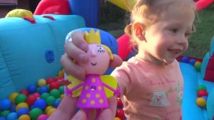 СУПЕР новый БАТУТ и сюрпризы Для Девочек