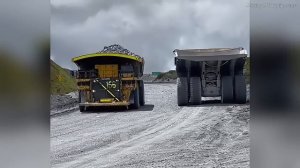 Крупнейшее в мире предприятие по производству карьерных самосвалов , расположенное в Южной Америке