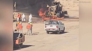 Самосвал перевернулся в результате серьезного и опасного инцидента с участием тяжелой техники