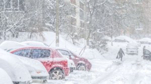 Техника выходила из строя, дизтопливо замерзало в баках автомобилей. Морозы ударили по Сибири