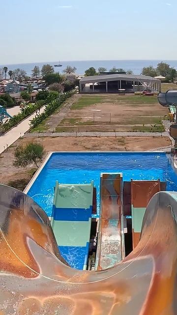 Яндекс Переводчик Водная горка Slip and Fly в аквапарке Kingdom of Sea💦 смотреть онлайн