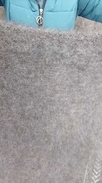 89507716355 Пуховые платки  ручной работы, натуральные. смотреть онлайн