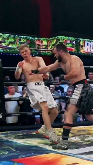 ⚡️Все нокдауны Цыгана: мощь Чеботарева в RCC Hard поражает. смотреть онлайн