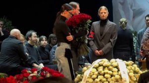 МЕНЬШОВА ЦИСКАРИДЗЕ УРГАНТ ШИРВИНДТ ЗУДИНА МИРОНОВ | АРТИСТЫ ПРИШЛИ ПРОСТИТЬСЯ С ИГОРЕМ ЗОЛОТОВИЦКИМ