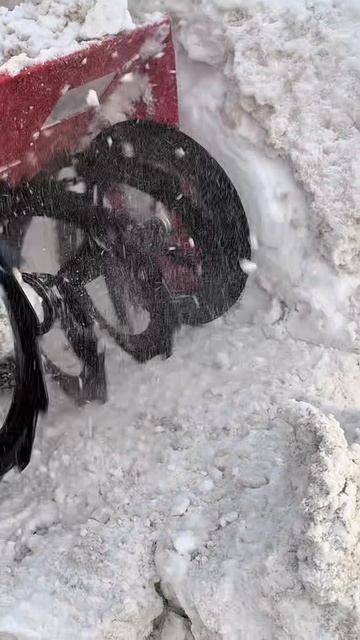 Самые крутые снегоуборочные машины от WADO- CAIMAN EDO снег #СнегуУборочнаяМашина #Снегоуборщик смотреть онлайн