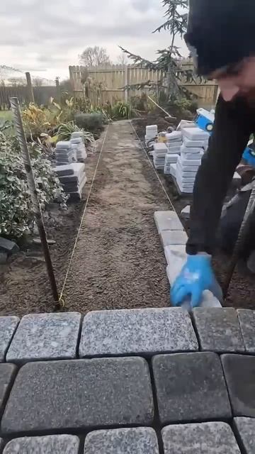 укладка брусчатки смотреть онлайн