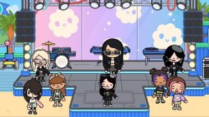 Blackpink в токе песня JUMP на концерте