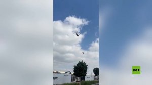 مروحيات عسكرية تحلق فوق أبوظبي مع إحياء الإمارات الذكرى الـ4 لـ"يوم العزم"