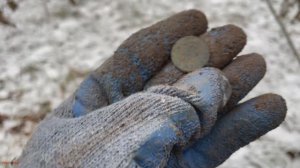 Даже сказать нечего. Нашел крутую монету в зимнем лесу