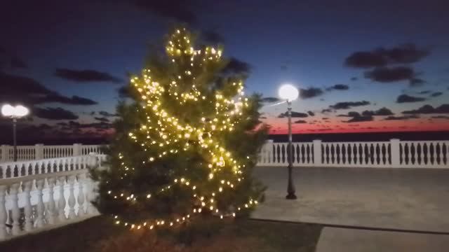 Новый год со вкусом лета АНАПА прогулка 2026.01.01 ✅📌 📍 физкульт привет! смотреть онлайн