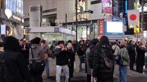 Ночная Сибуя огни Токио и живая прогулка по городу 🌃