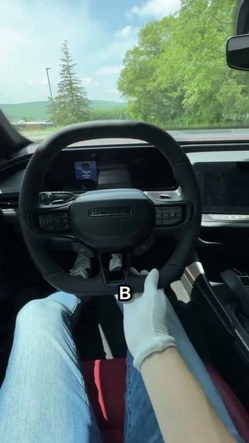 Эра Muscle Cars еще не закончена. Ждем 2027? 👇
#dodge #charger #hemi #hellcat #v8 смотреть онлайн