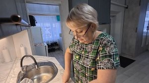 Дожила, вздрагиваю от звонков.