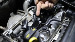 Как правильно отсоединить
разъём от катушки зажигания
VAG на двигателе 
CZCA 1.4 TSI