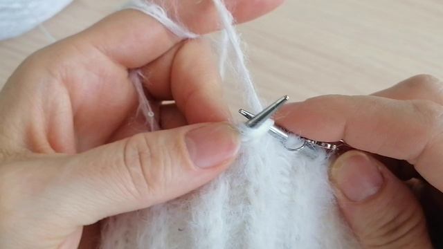 Резинка 22 для шапки.